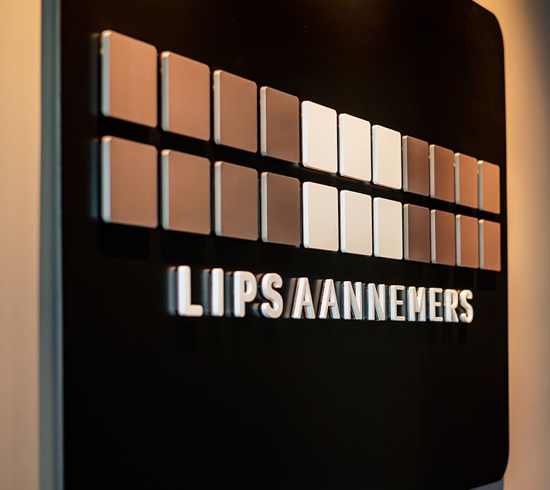 Over lips aannemers